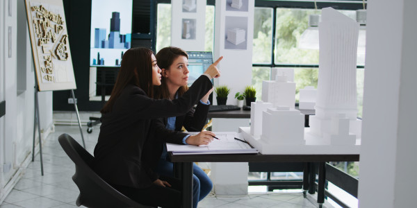 Project Manager / Management la Fuliola · Project Management / Asesoramiento técnico